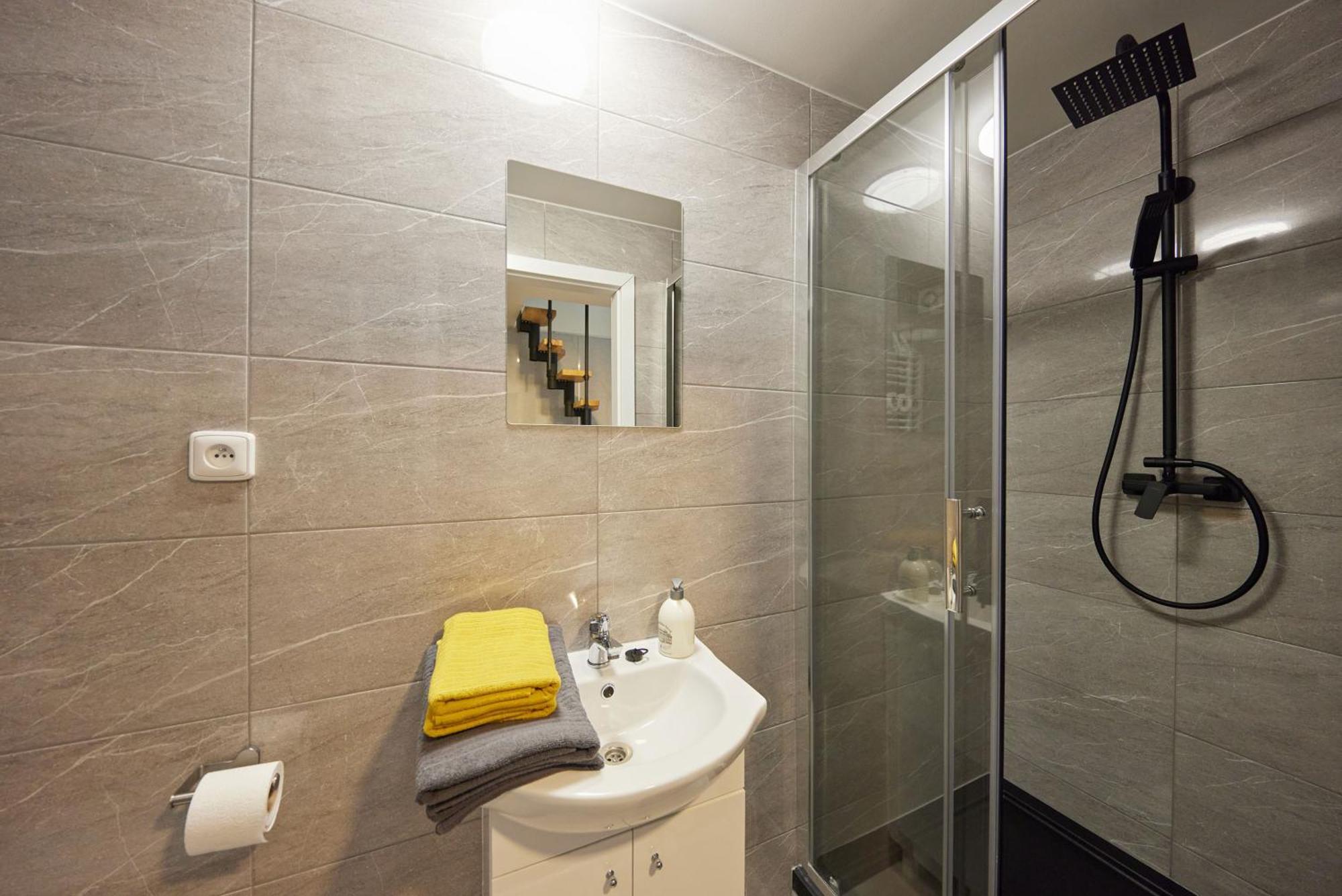 Block 96 Apartments Zlín Екстериор снимка